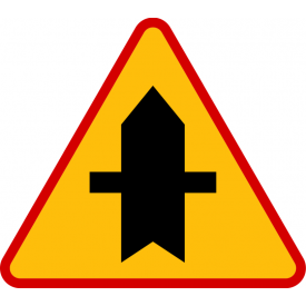 A-6a Skrzyżowanie z drogą podporządkowaną występującą po obu stronach - znak drogowy ostrzegawczy