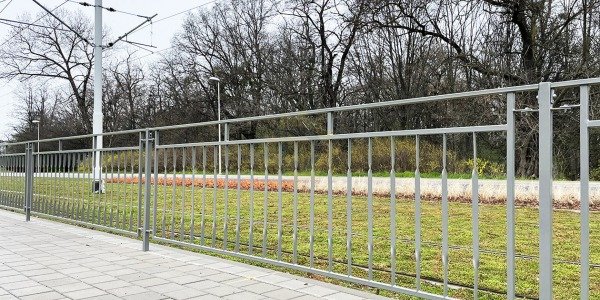 Zabezpieczenie przestrzeni miejskiej - bariery drogowe